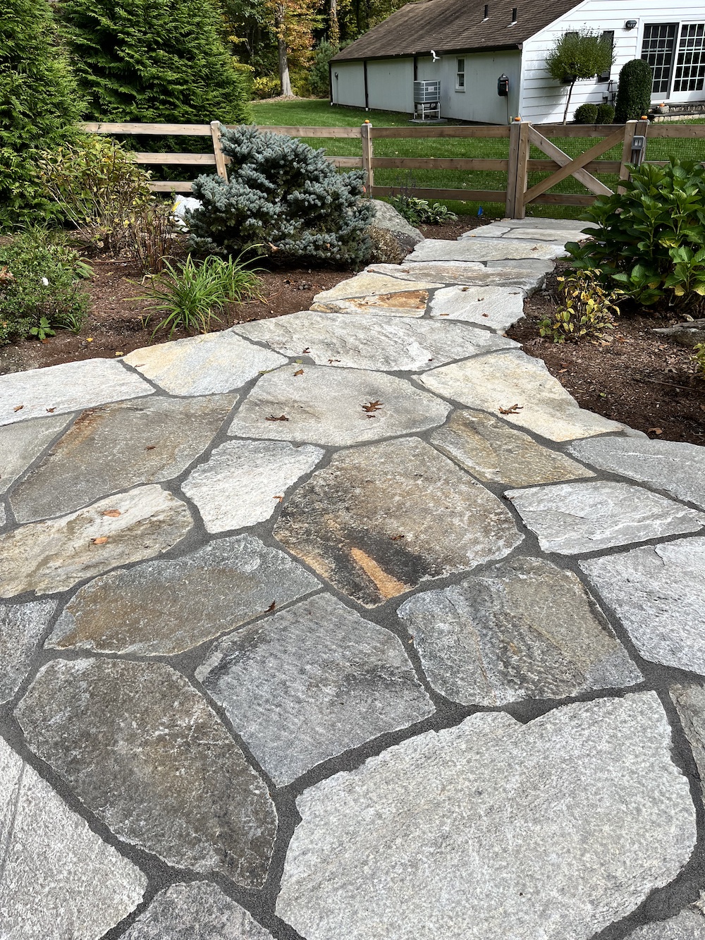 FieldstoneWalktoPool2